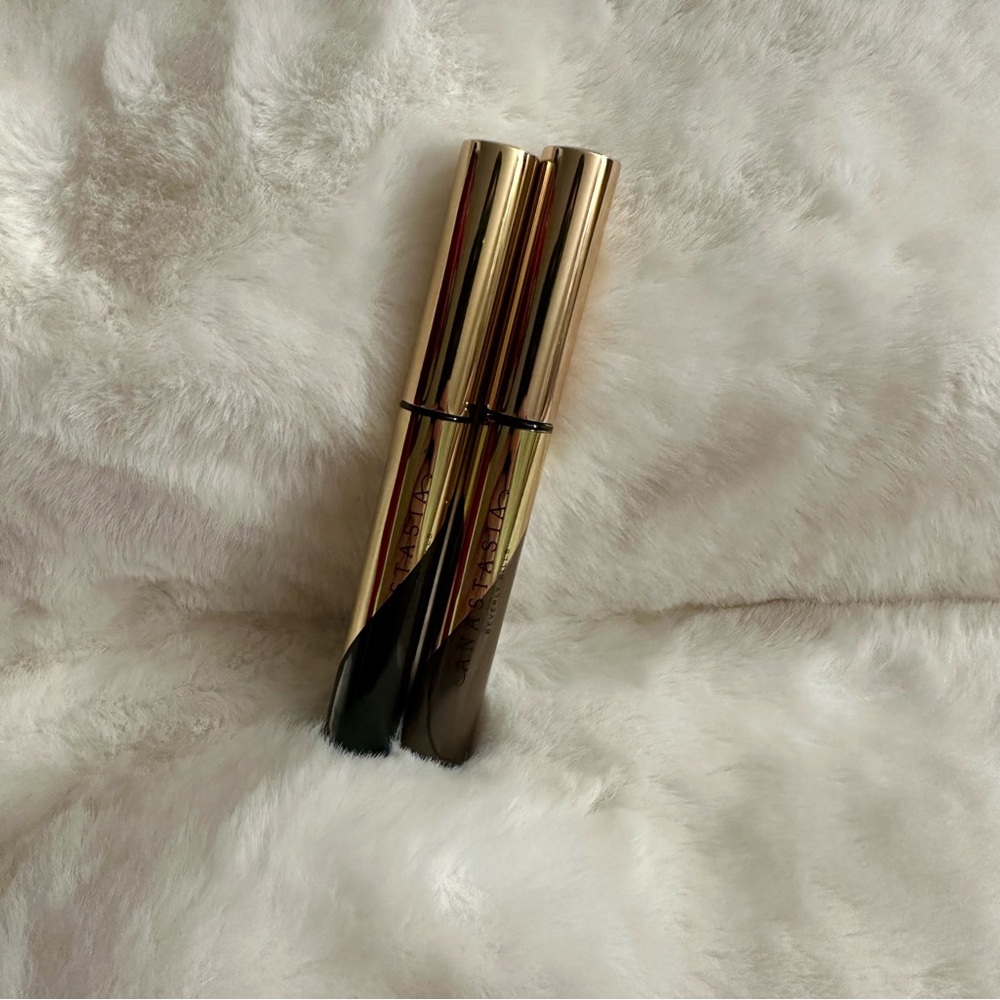 Anastasia Beverly Hills DipBrow Gel - Multiple Colors